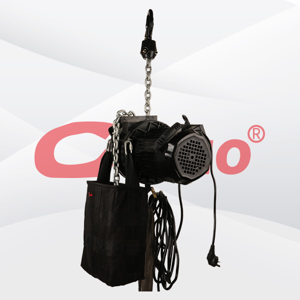 V7 Stage electric hoist